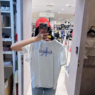 韓國 Calvin Klein Women's Graphic Mono Logo Classic Short Sleeve T-shirt【SC365】