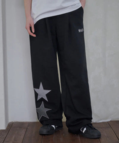 韓國 Ambler Starlight Applique Embroidered Pintuck 2-Way Wide Training Sweatpants【AR190】