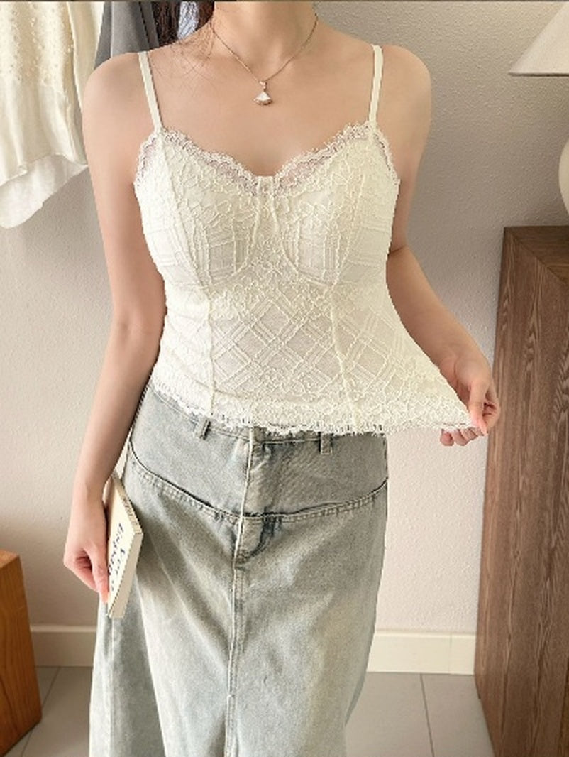 02_cream_model_front