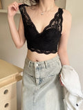 04_black_model_front