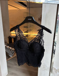05_black_hanger