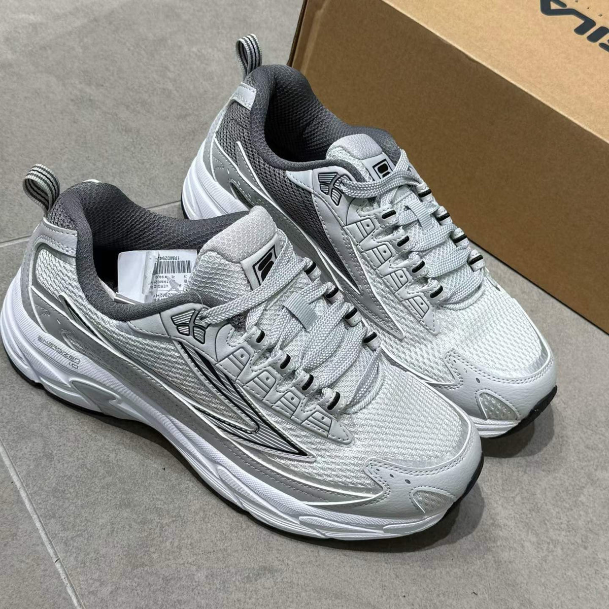 韓國 FILA ENERGIZED 1.0 運動鞋【SM2372】