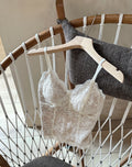 08_white_detail