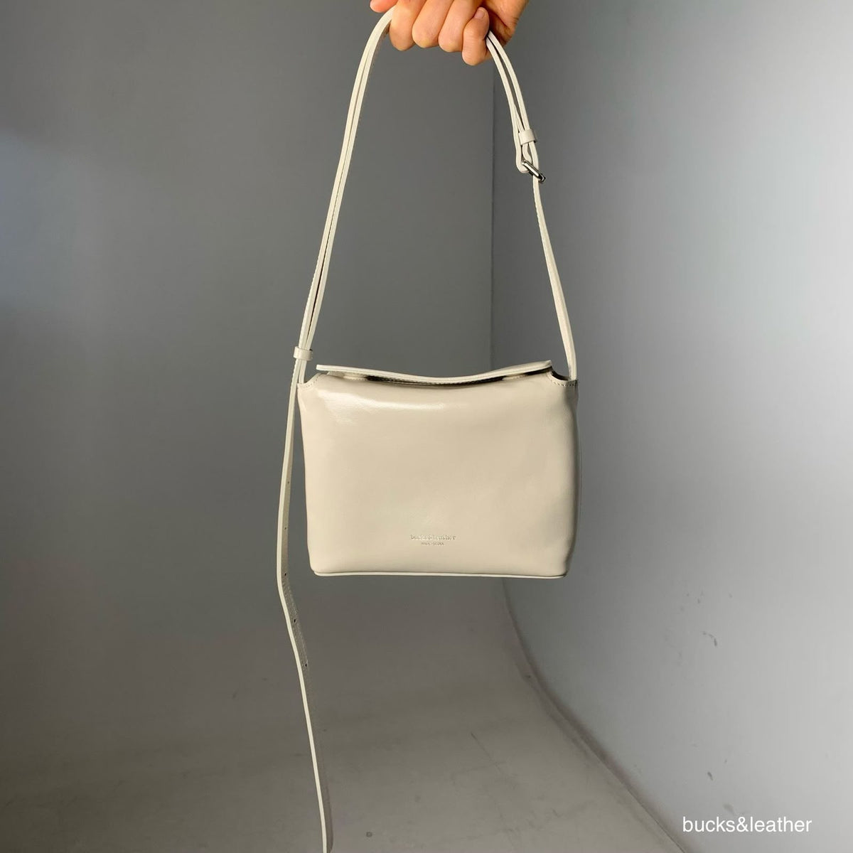 韓國 Bucks & Leather 26SS 迷你電視包TV Bag【SM2436】