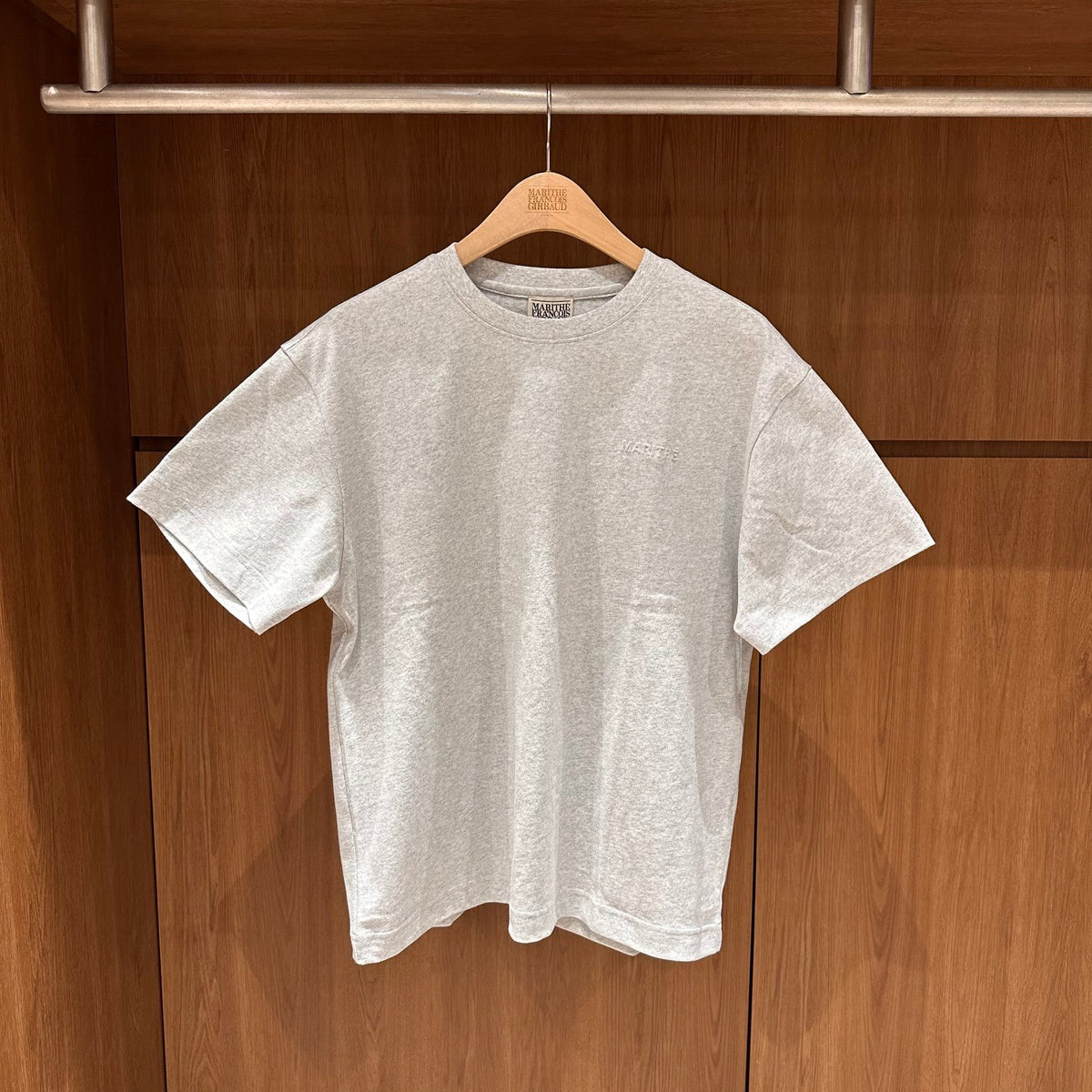韓國 Marithe Francois Girbaud Embo Small Regular Logo Tee【MD218】