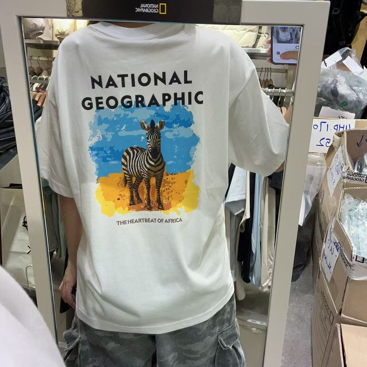 韓國 National Geographic Ratel Regen Animal Big Graphic Semi-Overfit Short Sleeve T-shirt【NG855】
