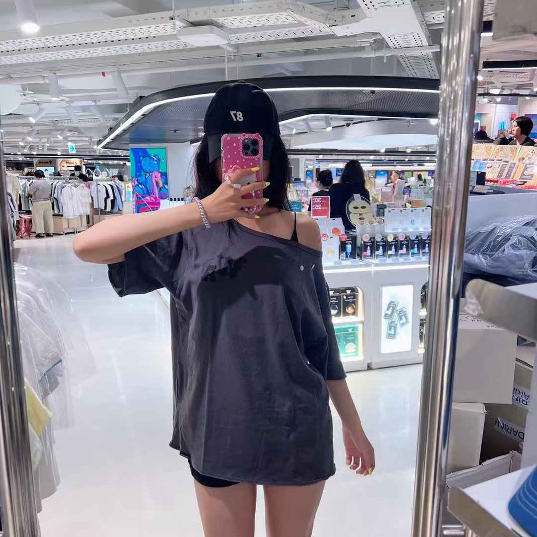 韓國 Wacky Willy Women's Graphic Button Off-Shoulder Short Sleeve T-Shirt【WW282】