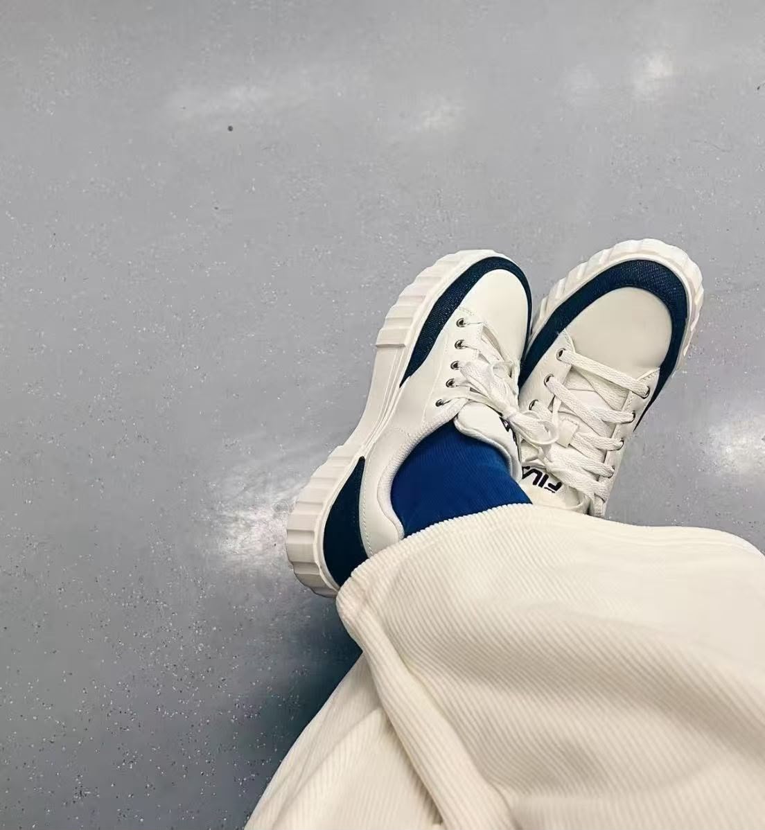 韓國 Fila 增高帆布鞋【SM2402】