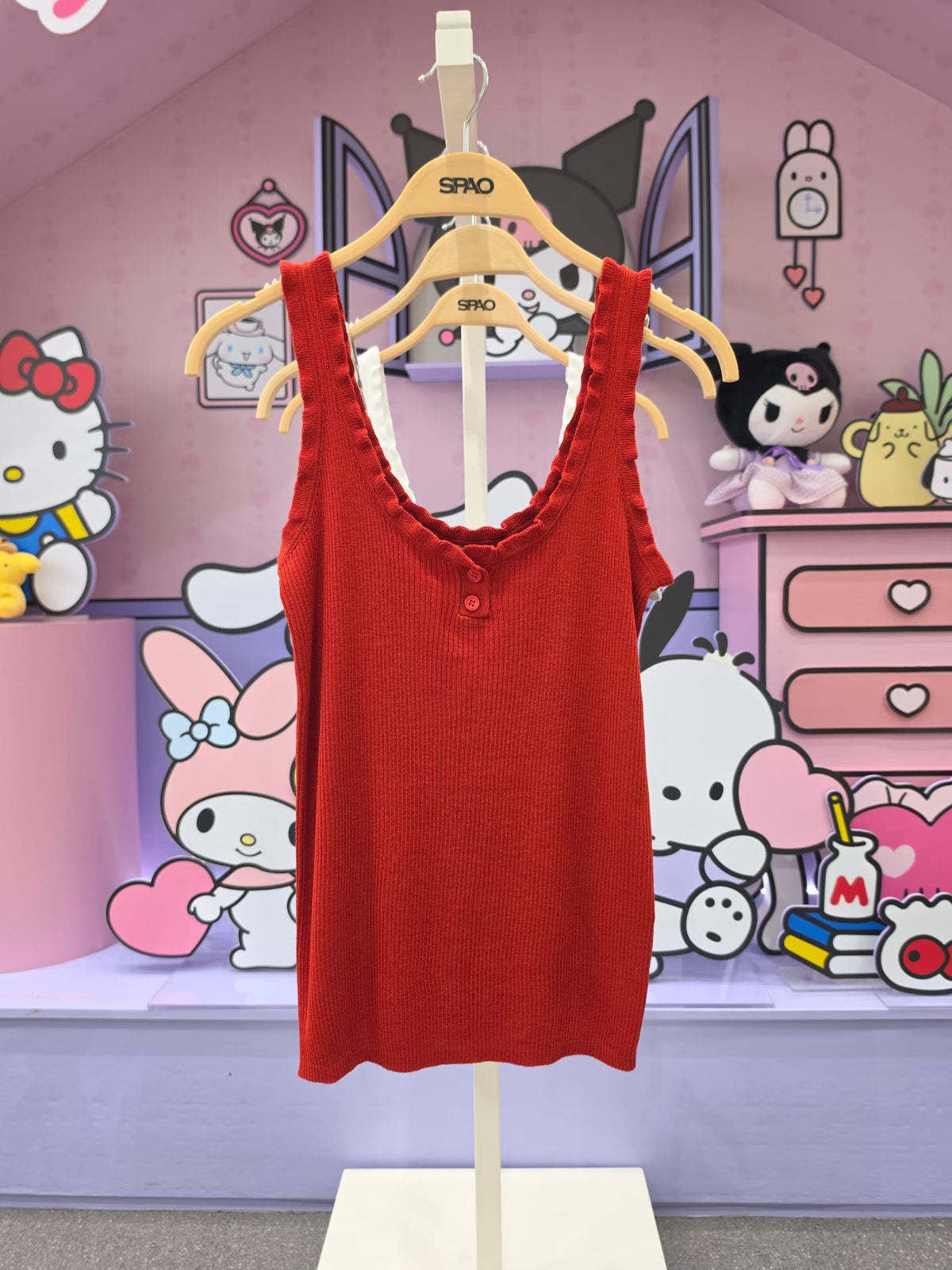 韓國 SPAO Scallop Henley Neck Sleeveless【SP457】