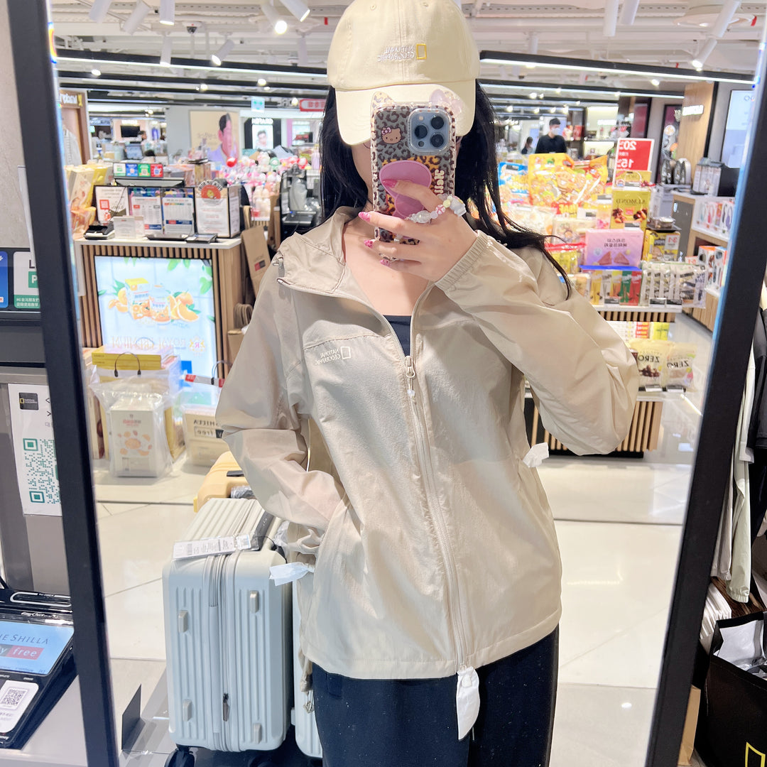 韓國 National Geographic Light Pack Hooded Full-Zip Windbreaker (防曬面料)【NG869】