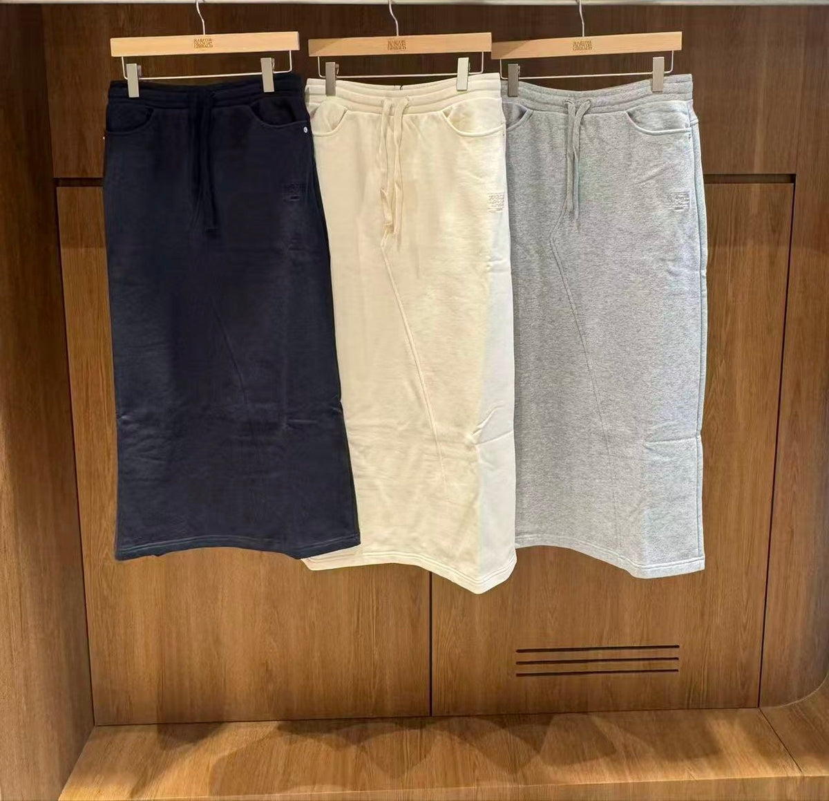 韓國 Marithe Francois Girbaud W Classic Logo Long Sweat Skirt【MD372】