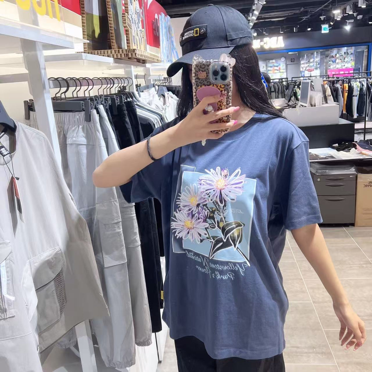 韓國 National Geographic Flower Front Artwork Short Sleeve T-shirt【NG1049】