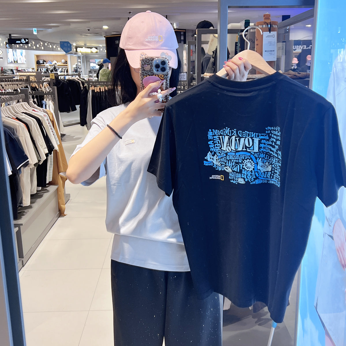 韓國 National Geographic Regen Askin Unisex LONDON Graphic Basic Fit Short Sleeve T-shirt【NG972】