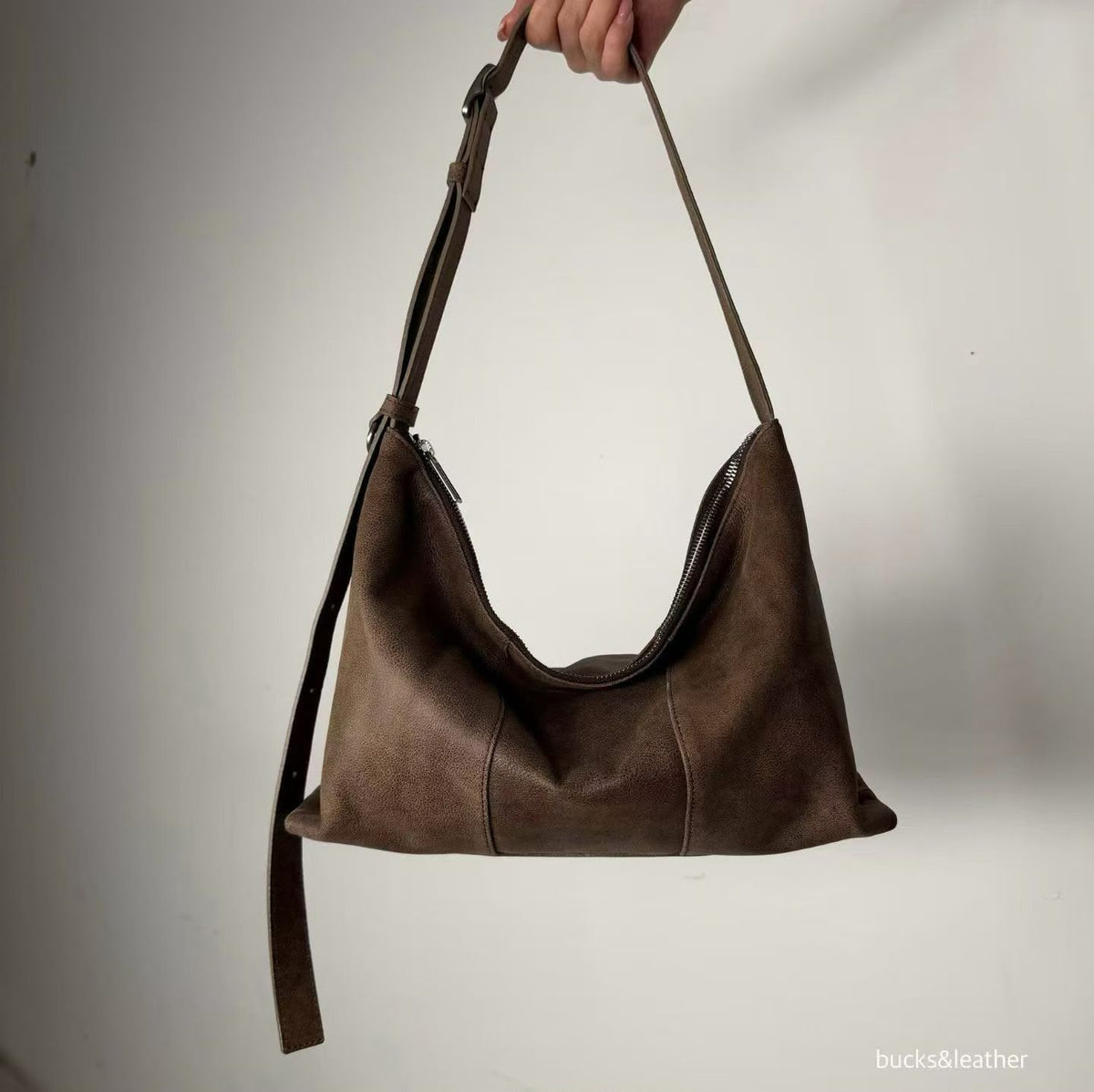 韓國 Bucks & Leather  26SS 棱角包 Corner Bag 【SM2482】