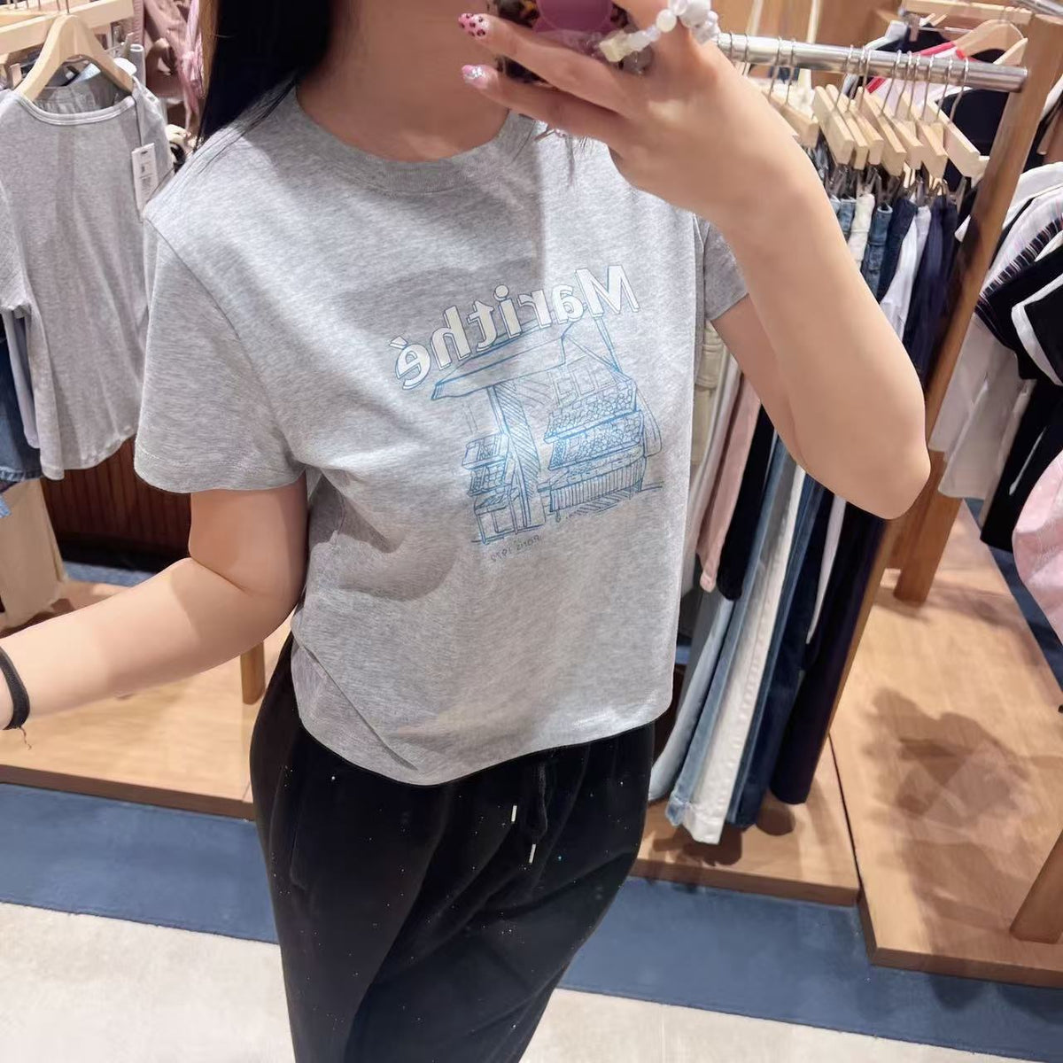 韓國 Marithe Francois Girbaud W French Fruit Shop Graphic Tee【MD312】