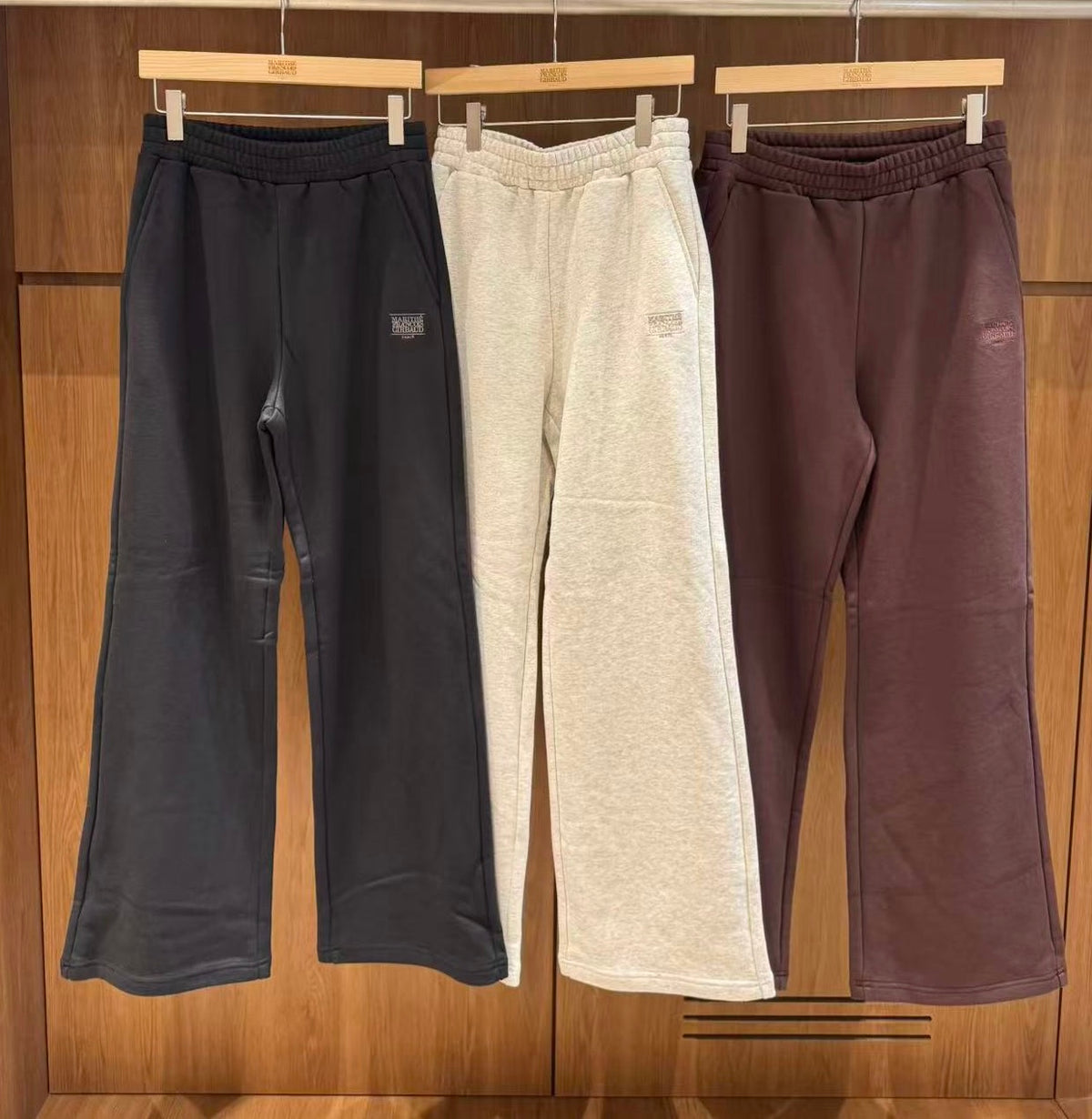 韓國 Marithe Francois Girbaud W Classic Logo Sweat Pants【MD373】