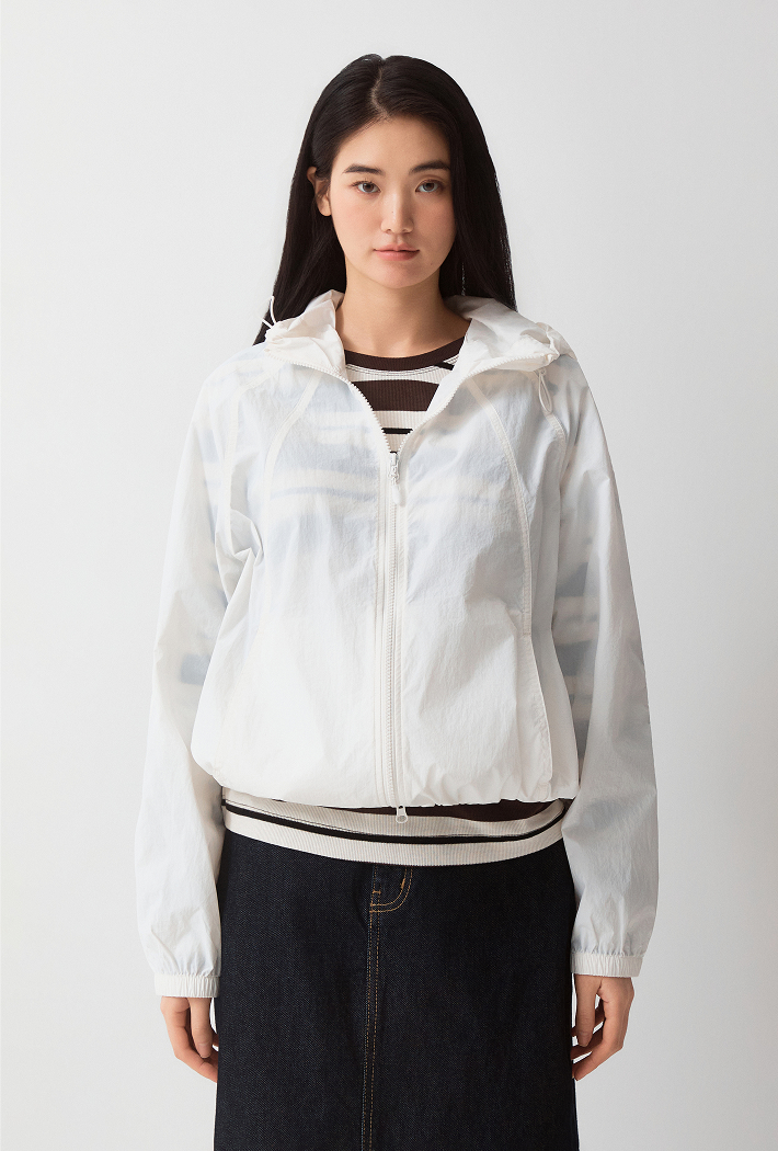 韓國 SPAO UV Protection Light Hooded Windbreaker【SP435】