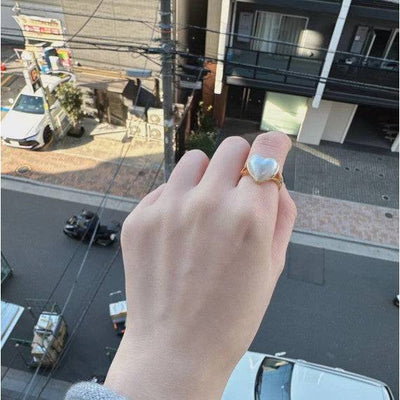 【現貨】日本全新品14*13mm+愛心馬貝金色包邊戒指 【SV37】