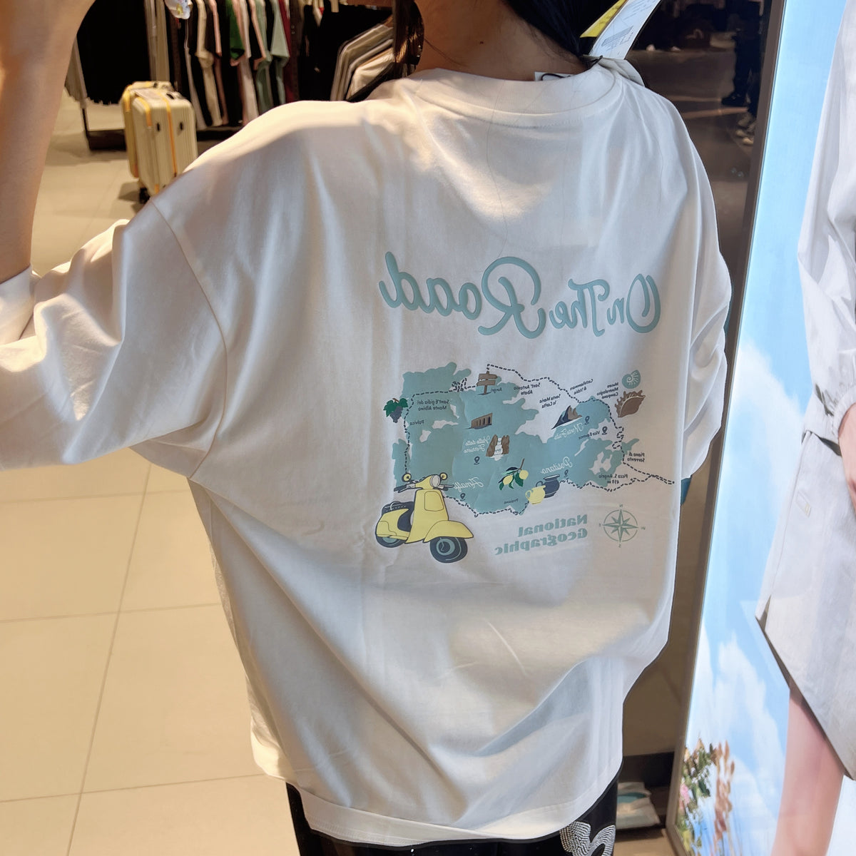 韓國 National Geographic Regen Askin On the Road Graphic Semi-Overfit Short Sleeve T-shirt【NG970】
