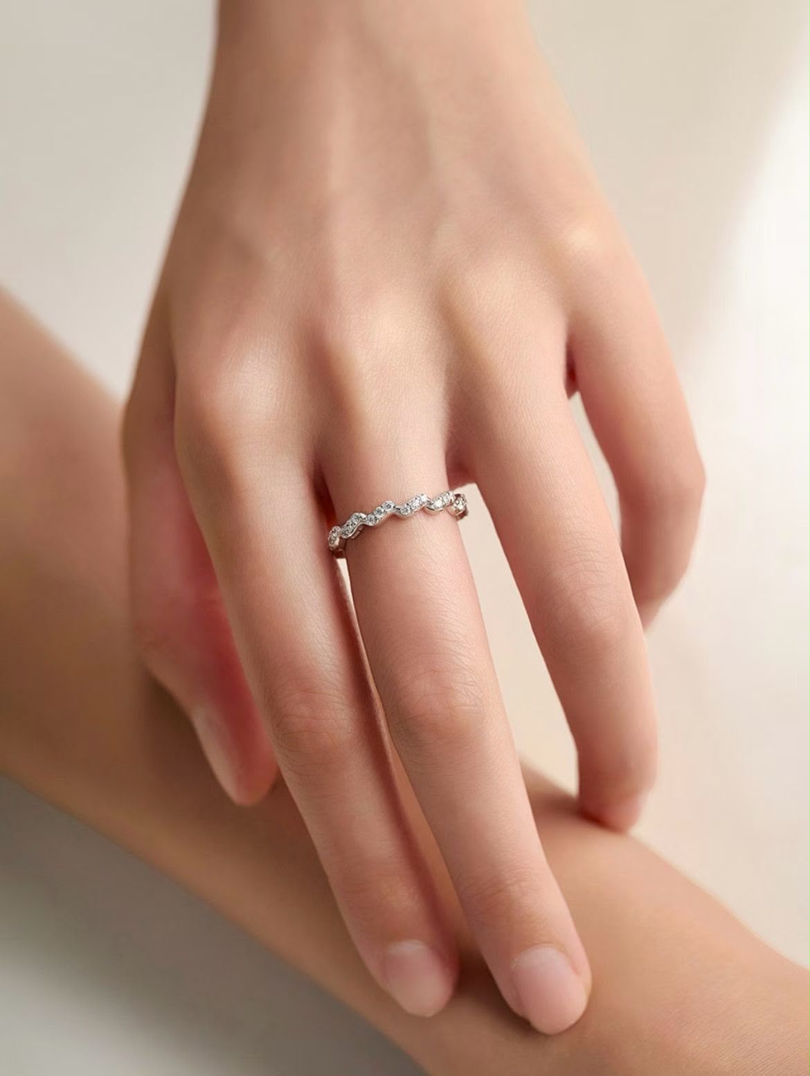 韓國 Lloyd 新款925銀波浪排戒【SM2442】