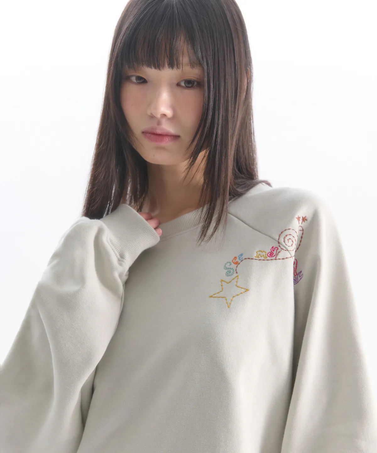 韓國 Ambler See My Way Embroidered Raglan Sweatshirt【AR167】