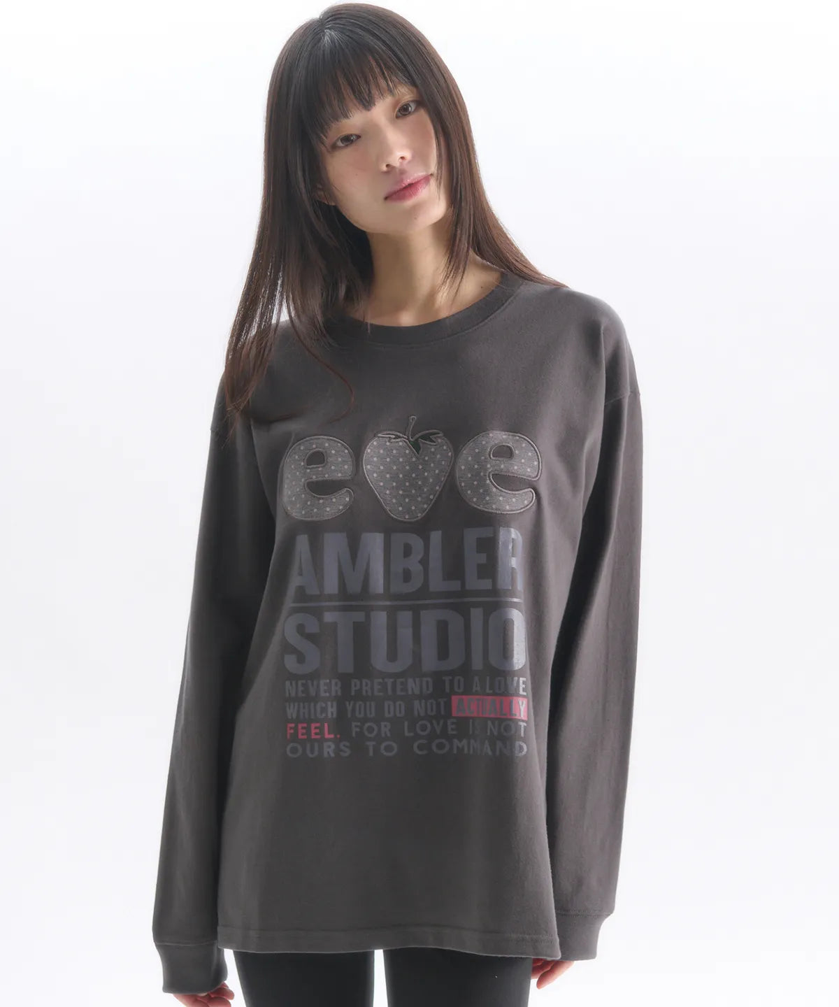 韓國 Ambler Black Strawberry Graphic Long Sleeve【AR175】