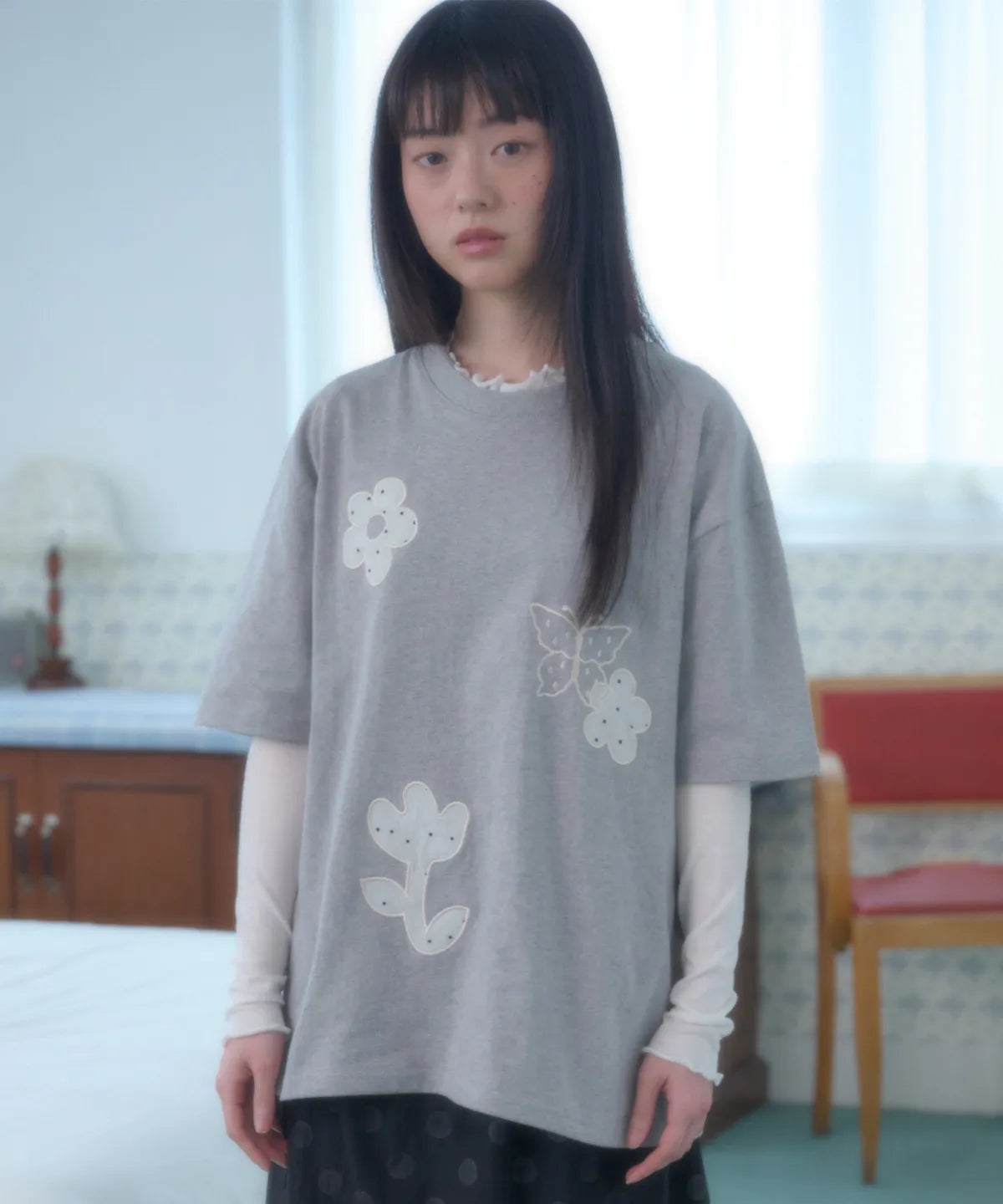 韓國 Ambler See-Through Flower Embroidered Short Sleeve T-shirt【AR183】