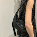 韓國 Bucks & Leather 新款 月牙斜挎包【SM2304】