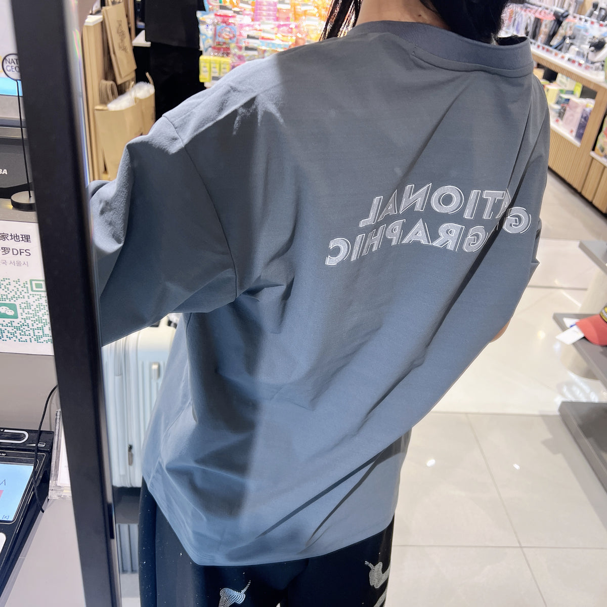 韓國 National Geographic Kraz Back Graphic Semi-Overfit Short Sleeve T-shirt【NG859】