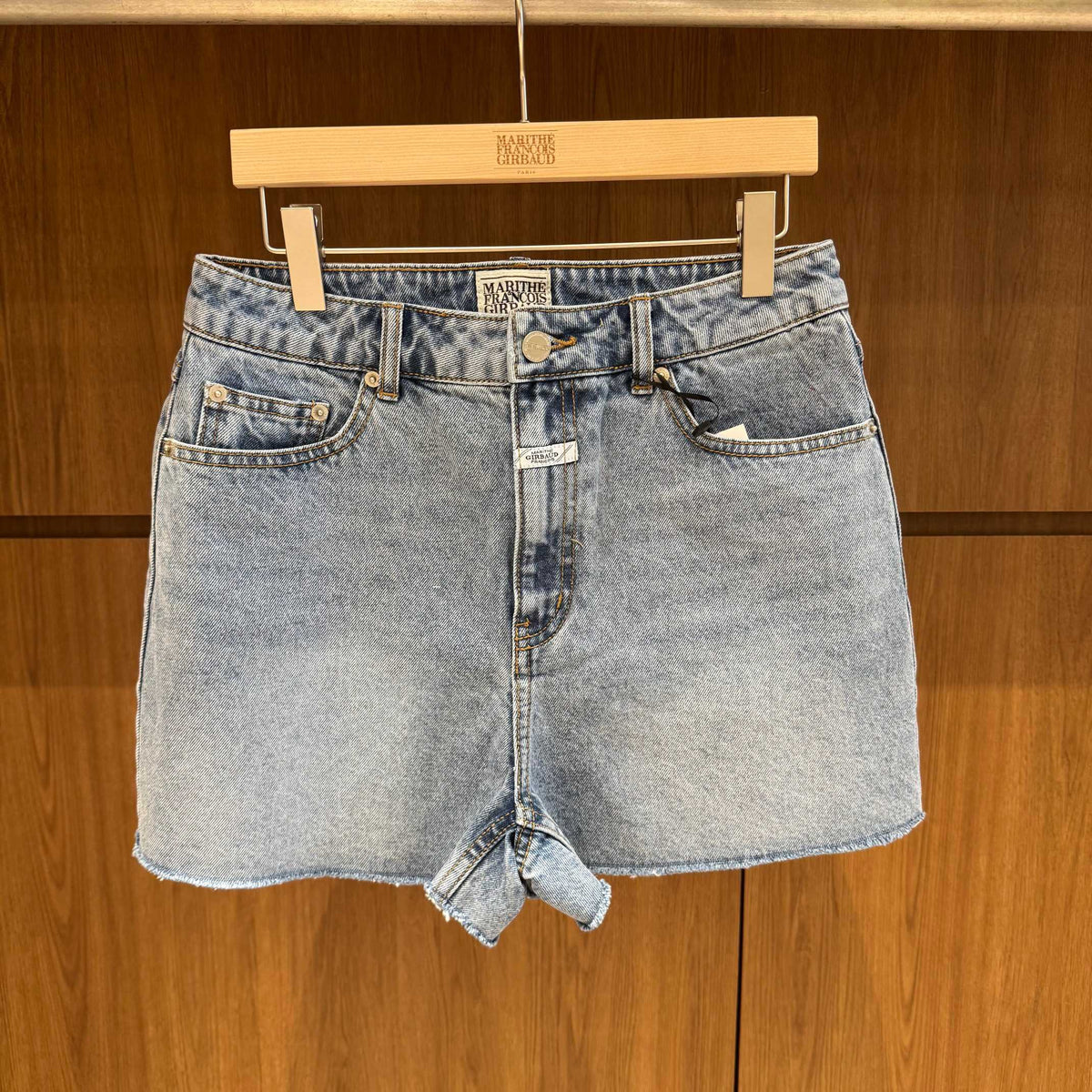 韓國 Marithe Francois Girbaud W Raw Edge Washed Denim Shorts【MD289】