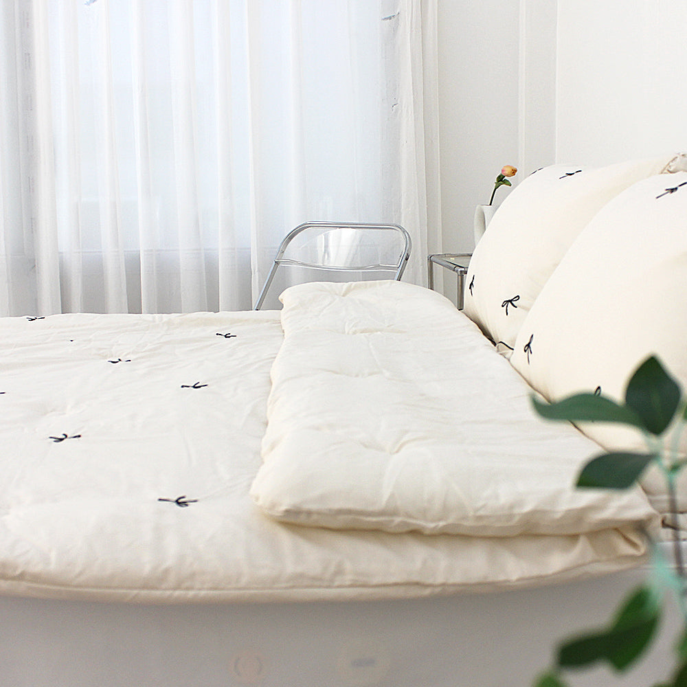 韓國 浪滿六月法式蝴蝶刺繡結莫代爾(無花邊)【SM1365】