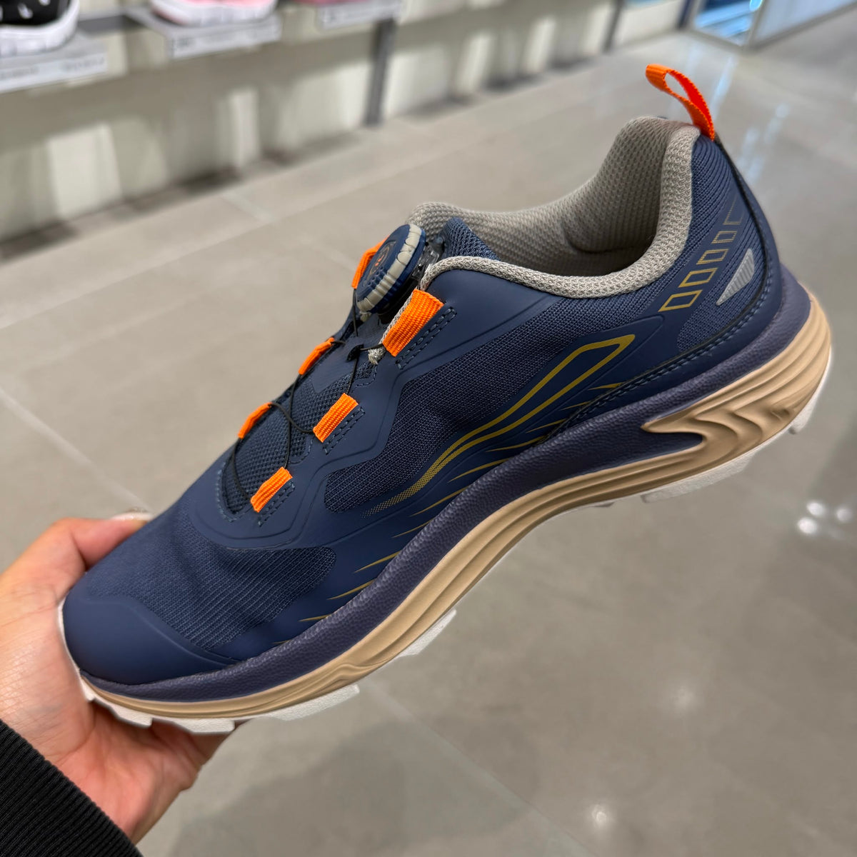 韓國 Fila Float TR5超輕旋鈕慢跑鞋【SM2541】