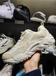 B Beige/White/Beige