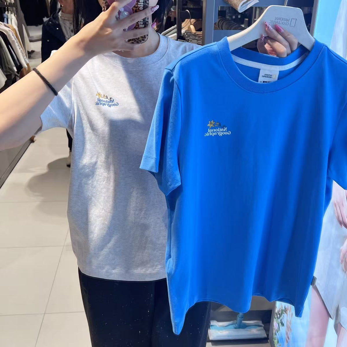 韓國 National Geographic Women's Abyss Graphic Short Sleeve T-shirt【NG985】