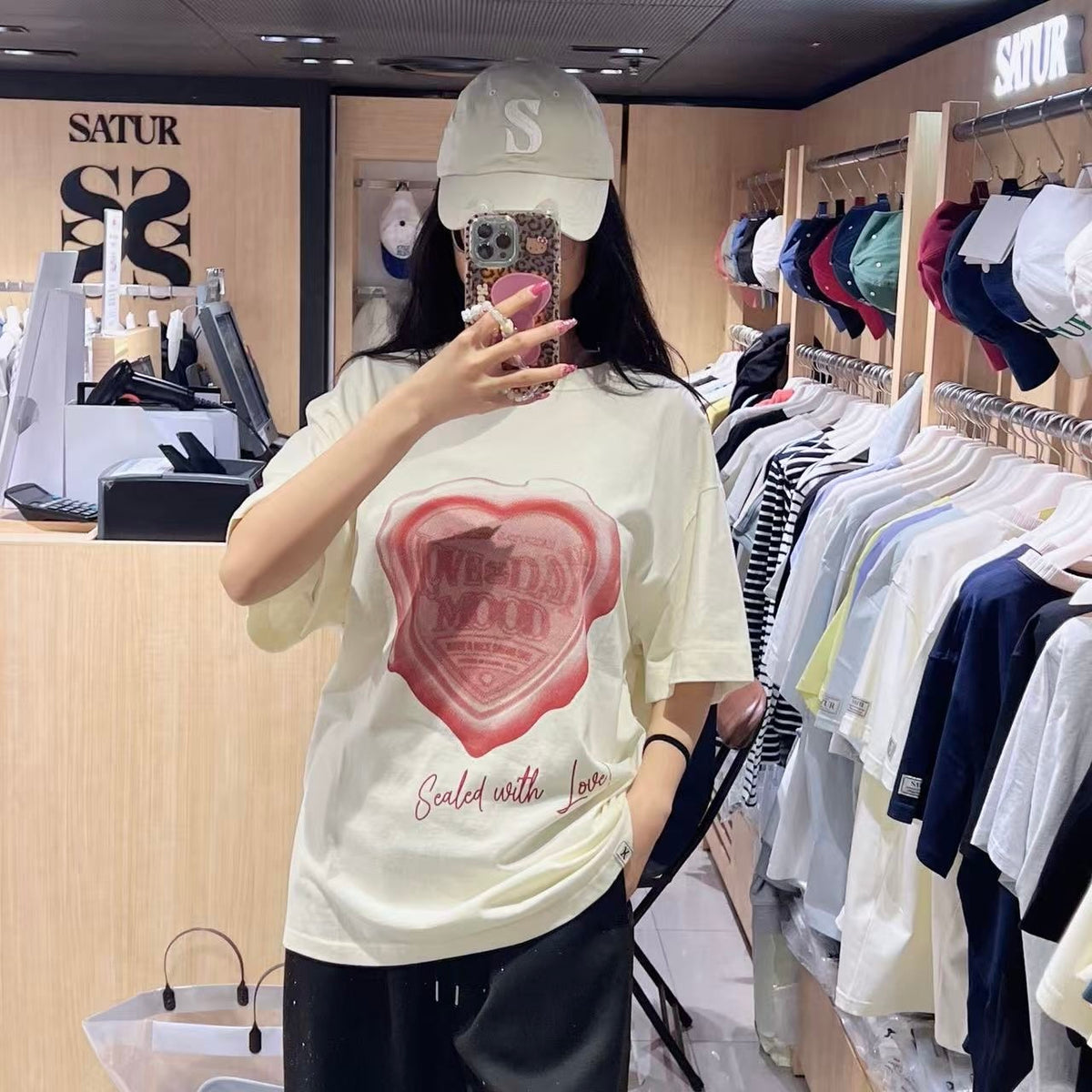 韓國 Satur T-Shirt (男女同款)【SR342】
