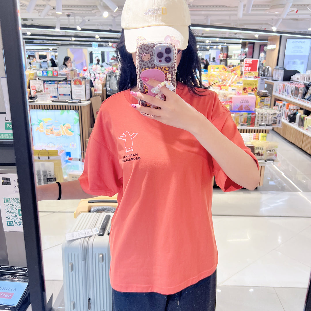 韓國 National Geographic Unisex Ratel Regen Animal Silhouette Graphic Semi-Overfit Short Sleeve T-shirt【NG863】