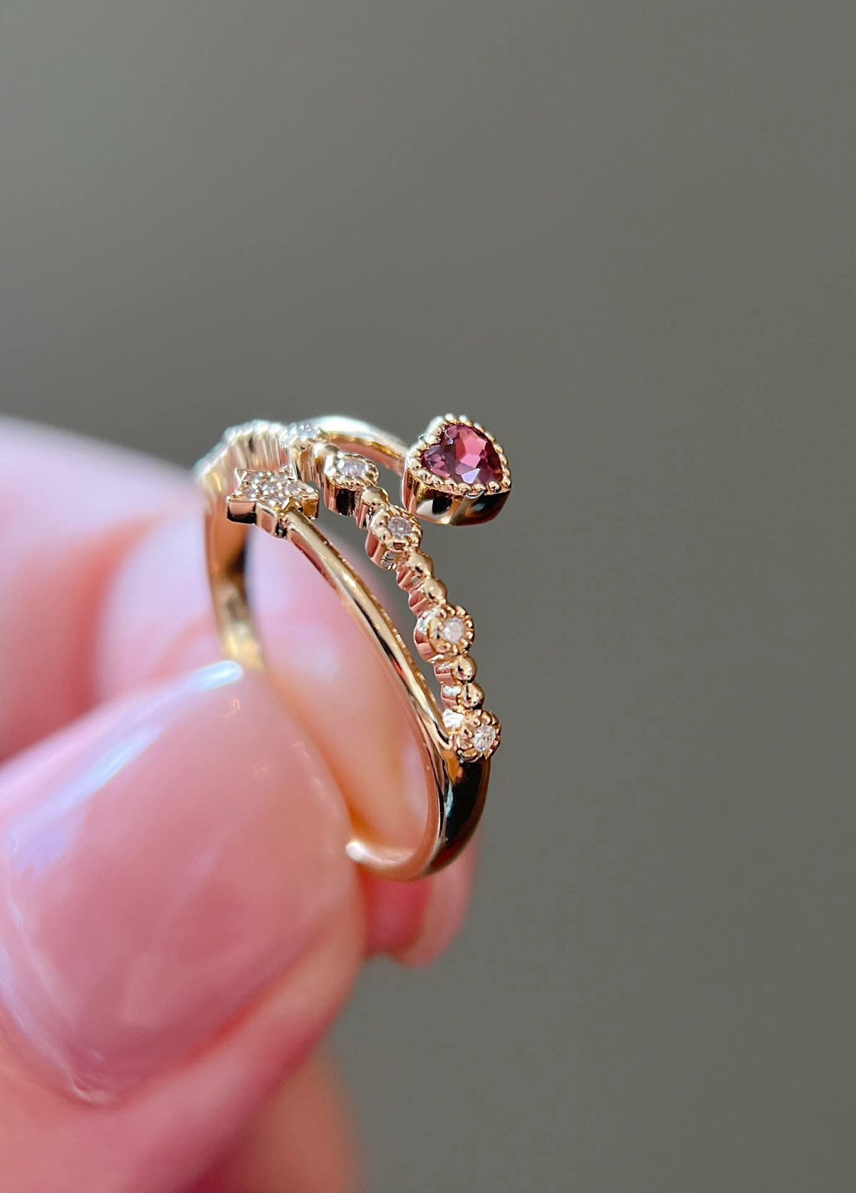 18K 甜美愛心碧璽鑽石多層戒指 (訂金$500，總售價為 $3,880)【SM2128】