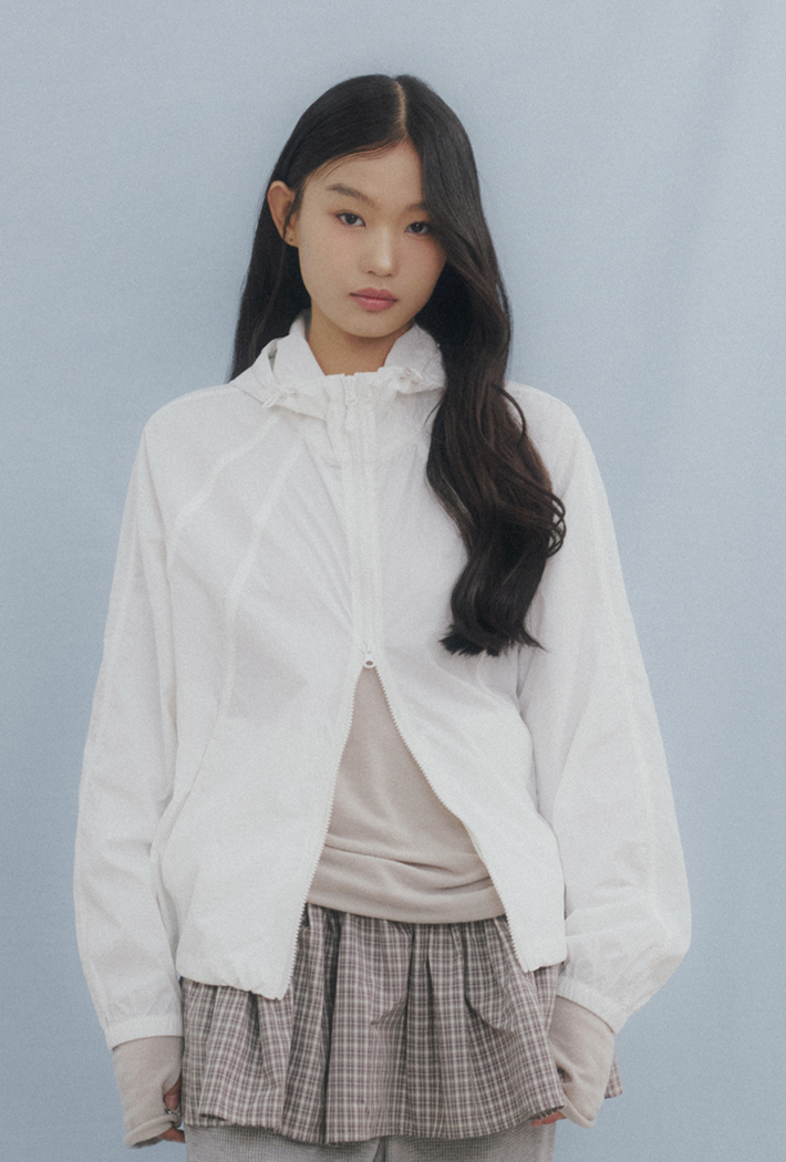 韓國 SPAO UV Protection Light Hooded Windbreaker【SP435】