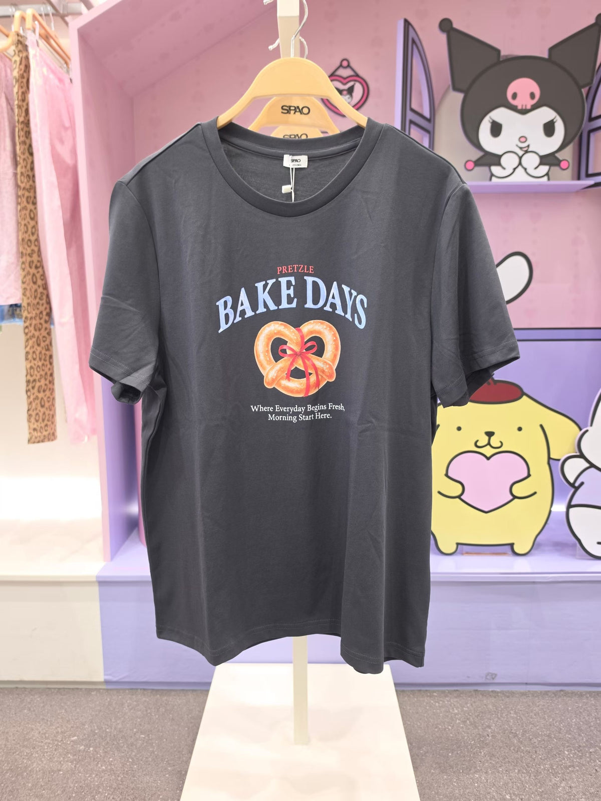 韓國 SPAO Bakery Graphic Short Sleeve T-shirt【SP462】