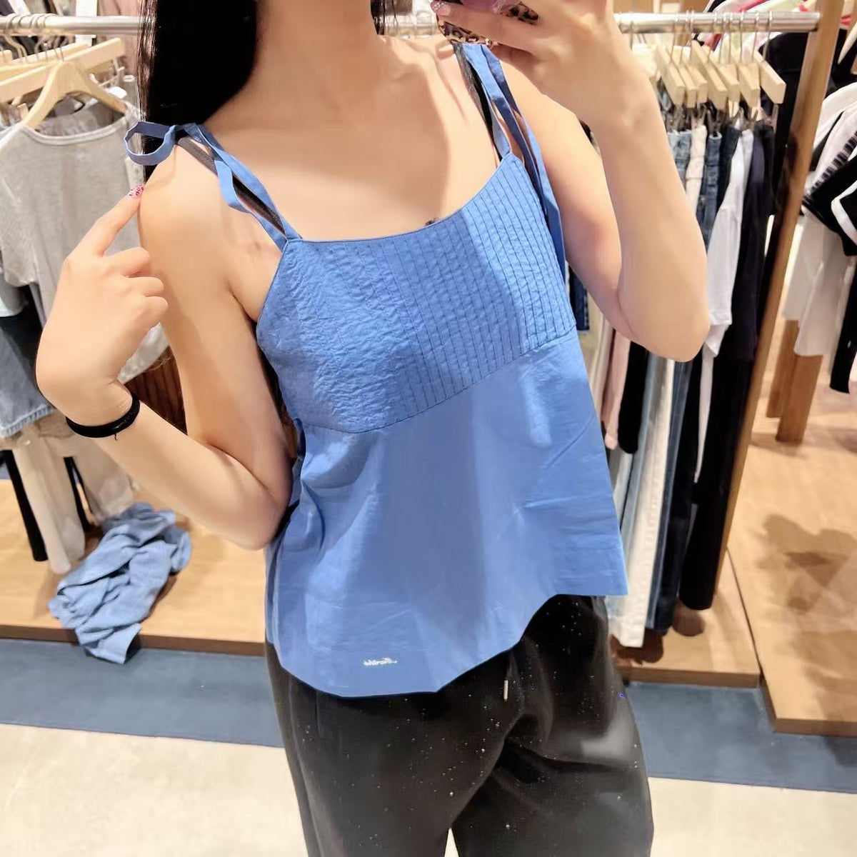 韓國 Marithe Francois Girbaud W Pintuck Camisole Blouse【MD317】