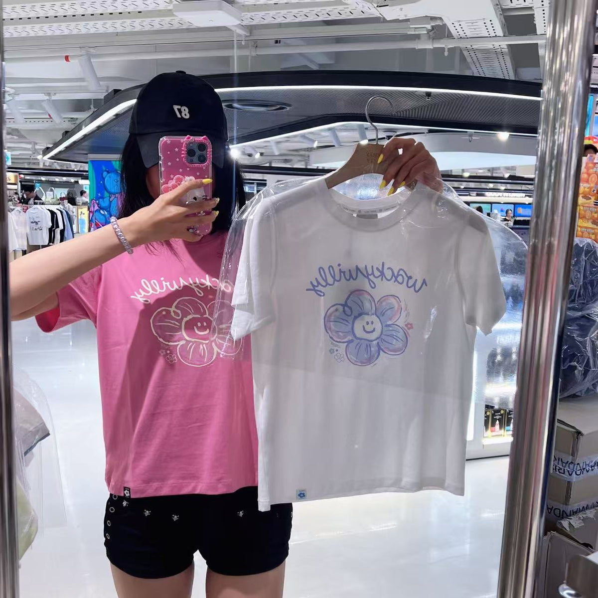 韓國 Wacky Willy Women's Big Lily Graphic Short Sleeve T-shirt【WW171】