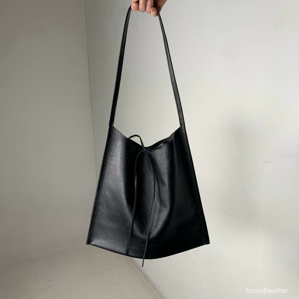 韓國 Bucks & Leather 26SS 打結單肩包【SM2292】