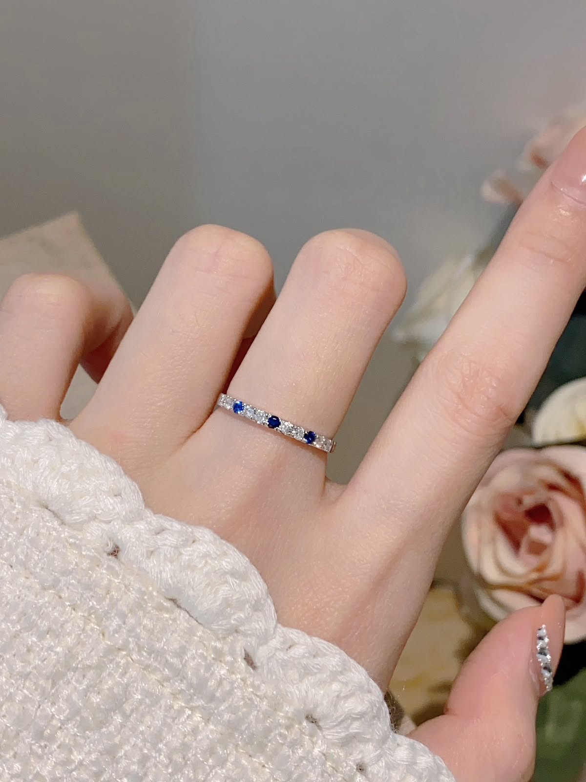 18k 藍寶石間鑽石排戒 (訂金$500，總售價為 $3,288)【SM2101】