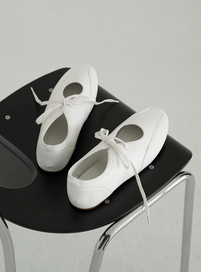 韓國 Chaakan Told Strap Flat Sneakers【CN019】