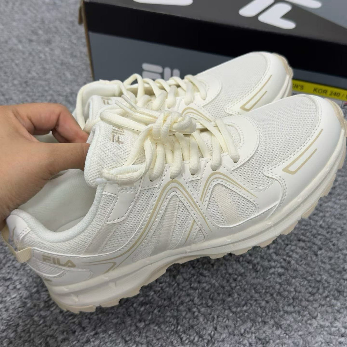 Fila 復古慢跑鞋【SM1973】