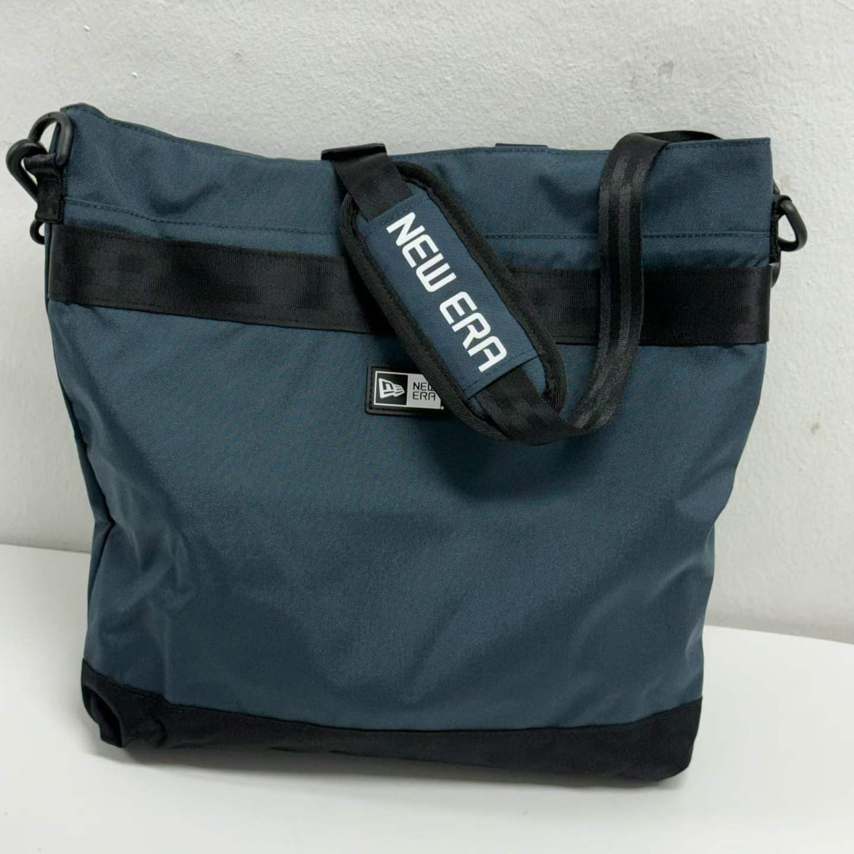 韓國 New Era 18L 書包套裝（背包 + 輔助袋 + 帽型零錢包）【SM2424】