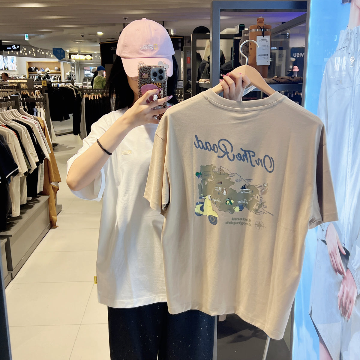 韓國 National Geographic Regen Askin On the Road Graphic Semi-Overfit Short Sleeve T-shirt【NG970】