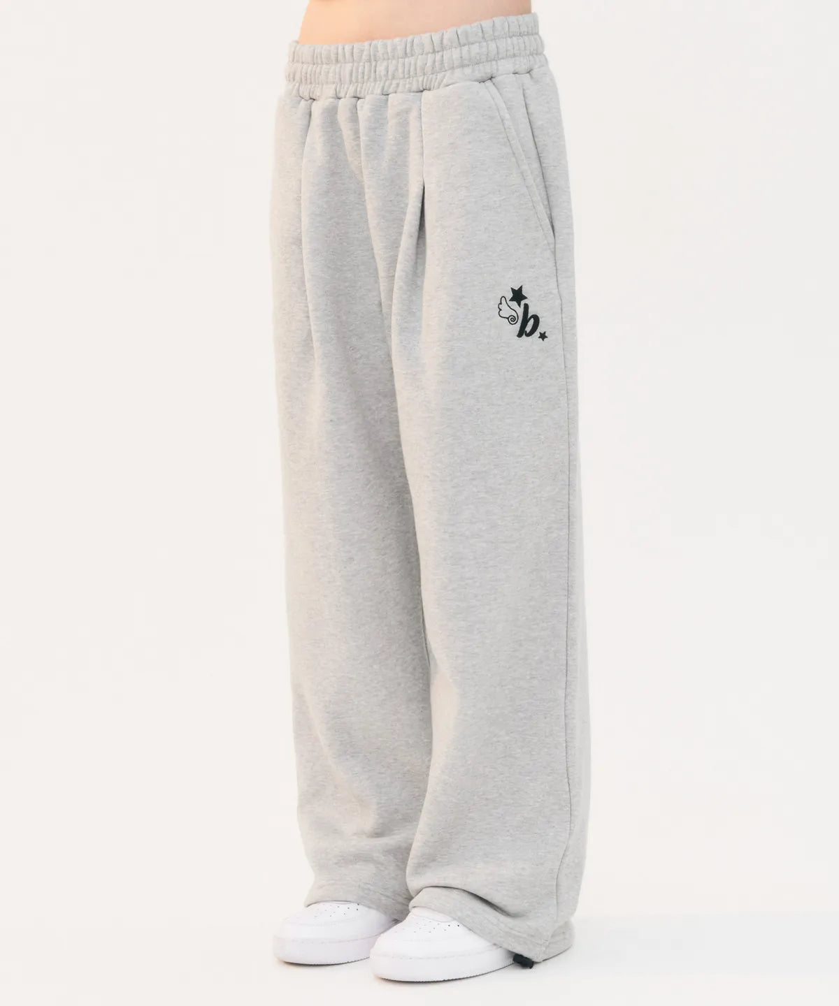 韓國 Ambler Angel Star Patch One-Tuck String Wide Sweatpants【AR028】