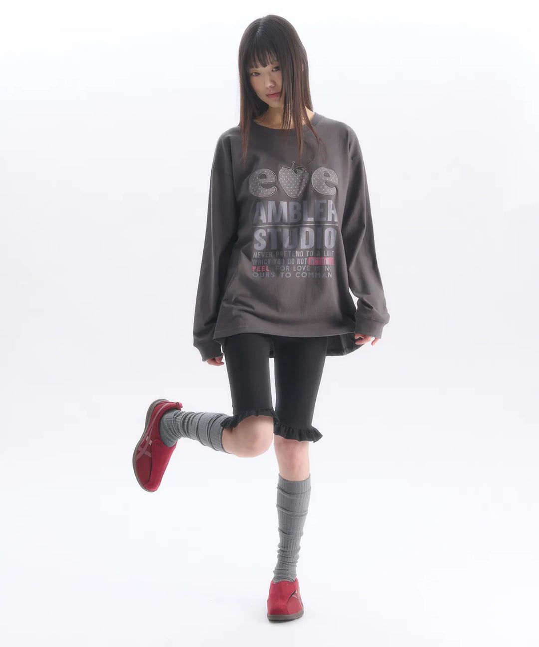 韓國 Ambler Black Strawberry Graphic Long Sleeve【AR175】