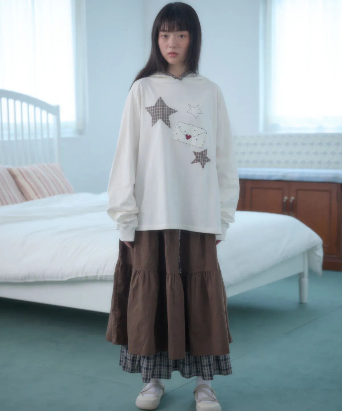 韓國 Ambler By Letter Applique Embroidered Raglan Hooded Long Sleeve【AR176】